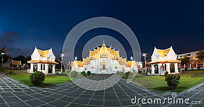 Wat benjamaborphit dusitvanaram or marble temple at twilight Stock Photo