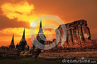 Wat Phrasisanpetch temple at sunset in Ayutthaya Historical Park Stock Photo