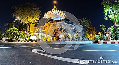 Wat Saket Ratcha Wora Maha Wihan Wat Phu Khao Thong, Golden Mount temple Stock Photo