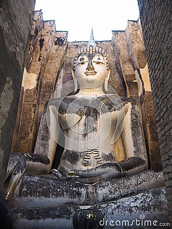 Wat Si Chum is a temple where Phra Atchana Stock Photo
