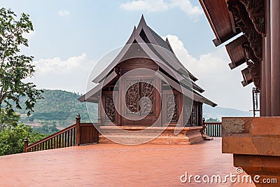 Wat Somdej Phu Ruea Ming Muang - The new temple in Thailand Stock Photo