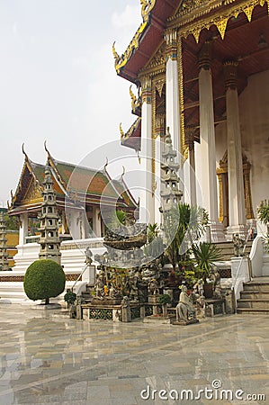 Wat Suthat Thep Wararam Stock Photo