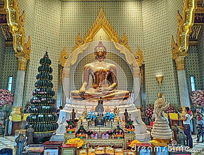 wat trimit bangkok temple Editorial Stock Photo