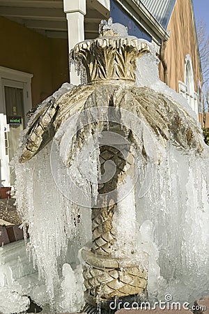 Water turns to ice in frozen water fountain in Albuquerque, New Mexico Stock Photo