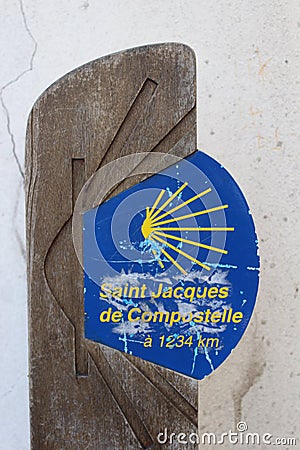 Waymarker for the Compostelle di Santiago Stock Photo
