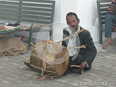 Wedding drummer at Kunjapuri Temple near Rishikesh India