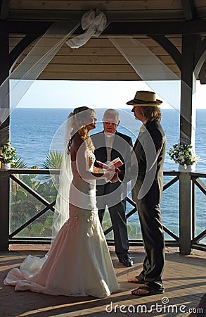 Wedding in Gazebo at Heisler Park, Laguna Beach, CA Editorial Stock Photo