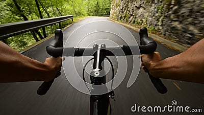 Weg het cirkelen stock footage Weg het cirkelen stock footage