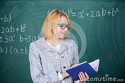 What make great teacher. School teacher explain things well and make subject interesting. Effective teaching involve Stock Photo