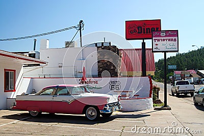 WILLIAMS ARIZONA, USA - AUGUST 14. 2009: View on TwisterÂ´s Diner with classic pink car on Route 66 Editorial Stock Photo