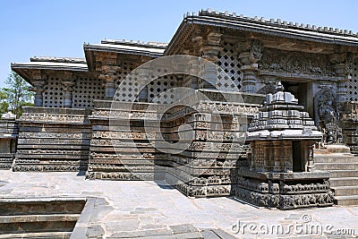 Windows and friezes, small towers, Shantaleswara shrine, Hoysaleshvara Temple, Halebid, Karnataka, view from East. Stock Photo