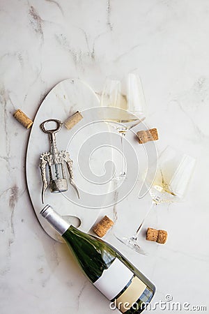 Wine conzept Background eine corks and glas On marmor Background. Stock Photo