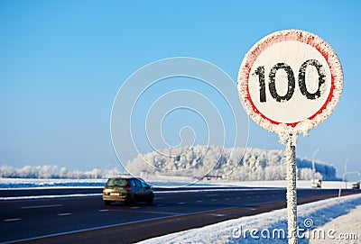 Winter speed limit sign Stock Photo