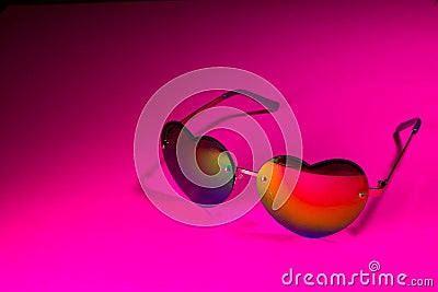 Wire framed heart retro summer sunglasses Stock Photo