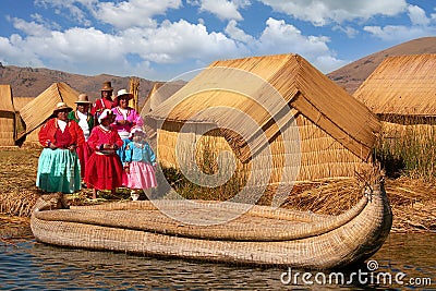 Women Uros Reed Huts Lake Titicaca Floating Island Editorial Stock Photo