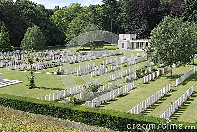 WW1 Buttes New British Cemetery and New Zealand Memorial in Polygon Wood near Zonnebeke and Ypres, Belgium Stock Photo