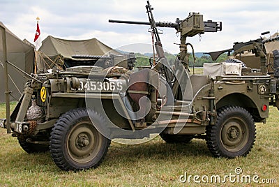 wwii-jeep-857707.jpg