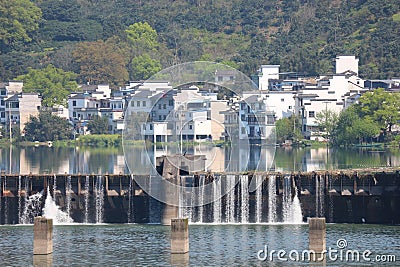 The Xin'anjiang Reservoir is located on the Xin'anjiang River Stock Photo