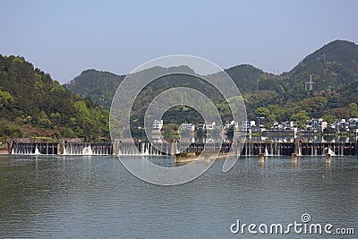 The Xin'anjiang Reservoir is located on the Xin'anjiang River Stock Photo