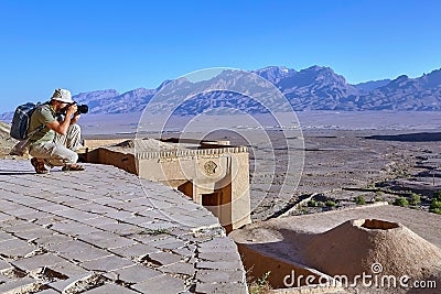 Traveler takes pictures of natural landscapes near Yazd, Iran. Editorial Stock Photo