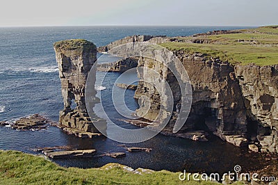 Yesnaby castle sea stack and Yesnaby Cliffs on the Mainland of Orkney, Scotland Stock Photo