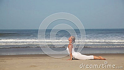 Yoga en la playa metrajes Yoga en la playa metrajes