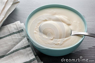 yogurt in ceramic bowl, greek yogurt dairy free, gluten free, probiotic food Stock Photo