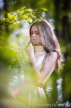 https://thumbs.dreamstime.com/x/young-beautiful-girl-yellow-dress-woods-portrait-romantic-woman-fairy-forest-stunning-fashionable-teenager-48372704.jpg