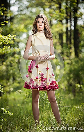https://thumbs.dreamstime.com/x/young-beautiful-girl-yellow-dress-woods-portrait-romantic-woman-fairy-forest-stunning-fashionable-teenager-48374518.jpg
