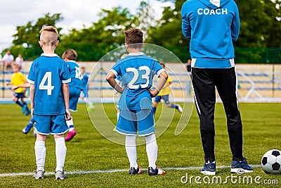 Young Coach Coaching Junior Soccer Team Editorial Stock Photo