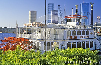 ï¿½Starlite Princessï¿½ river boat and Tampa skyline, Tampa, Florida Editorial Stock Photo