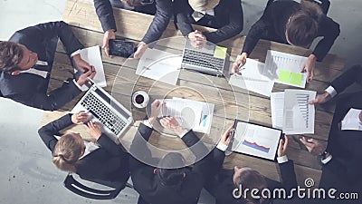 επιχειρηματίες που εργά& επιχειρηματίες που εργά&