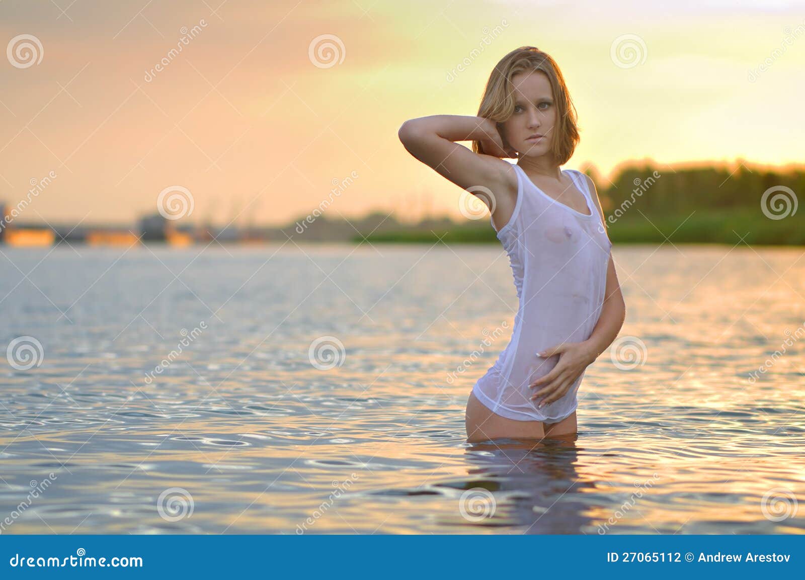 Wet Tshirt Teen