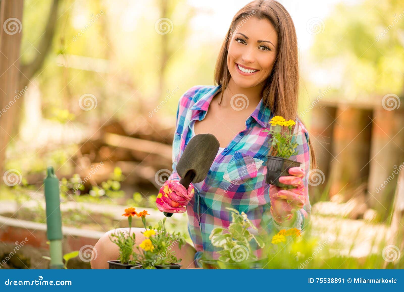 Dirty Garden Girls