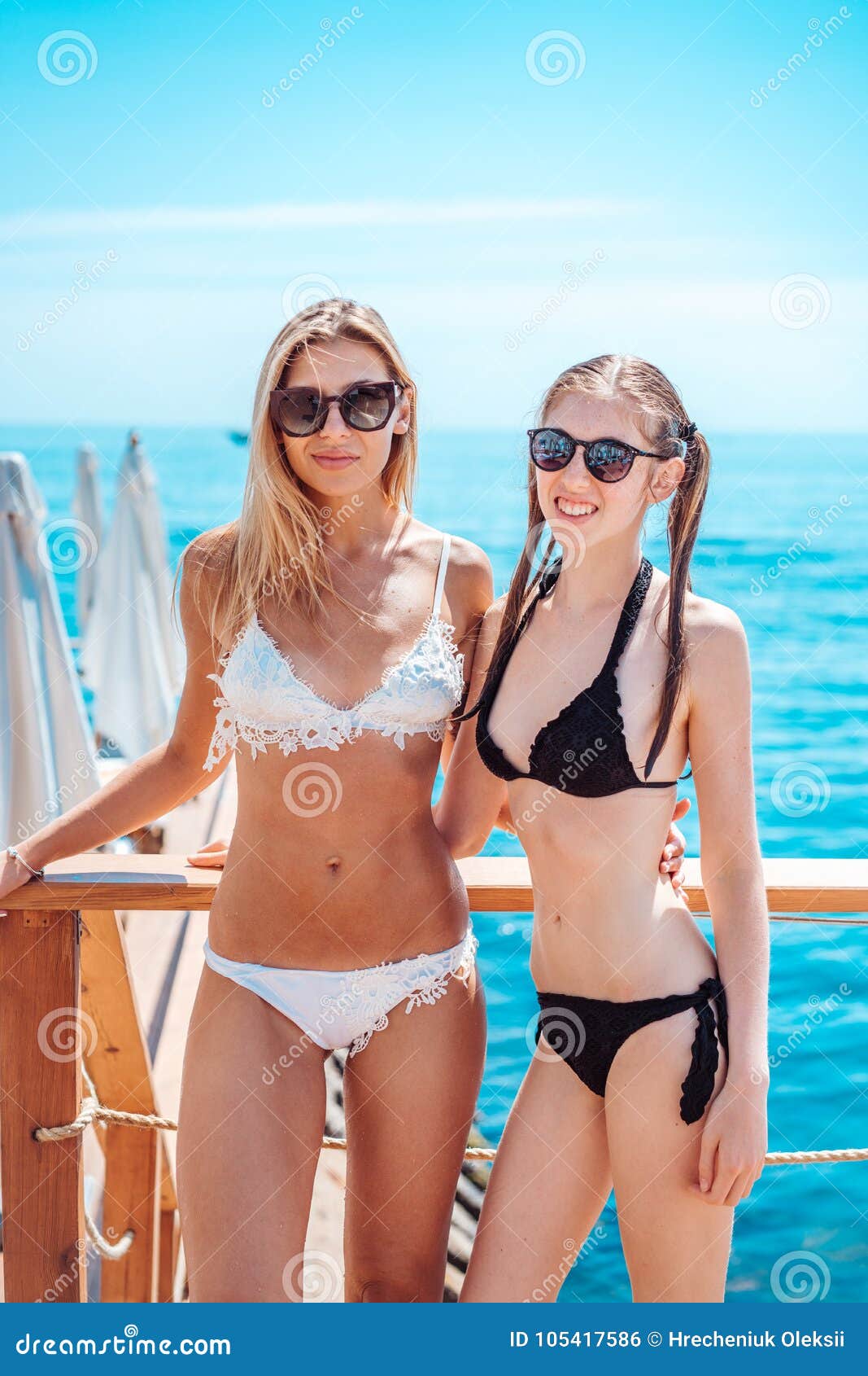 Mom Daughter Nudes