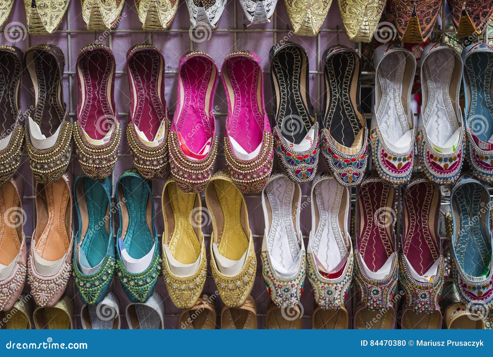 Где Купить Обувь В Дубае