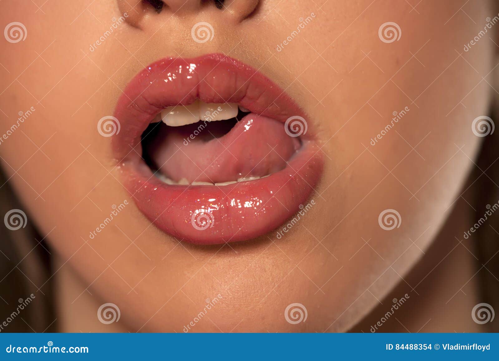 Up close 3. Открытые губы. Облизывает губы. Открытый женский рот. Женский рот с языком.