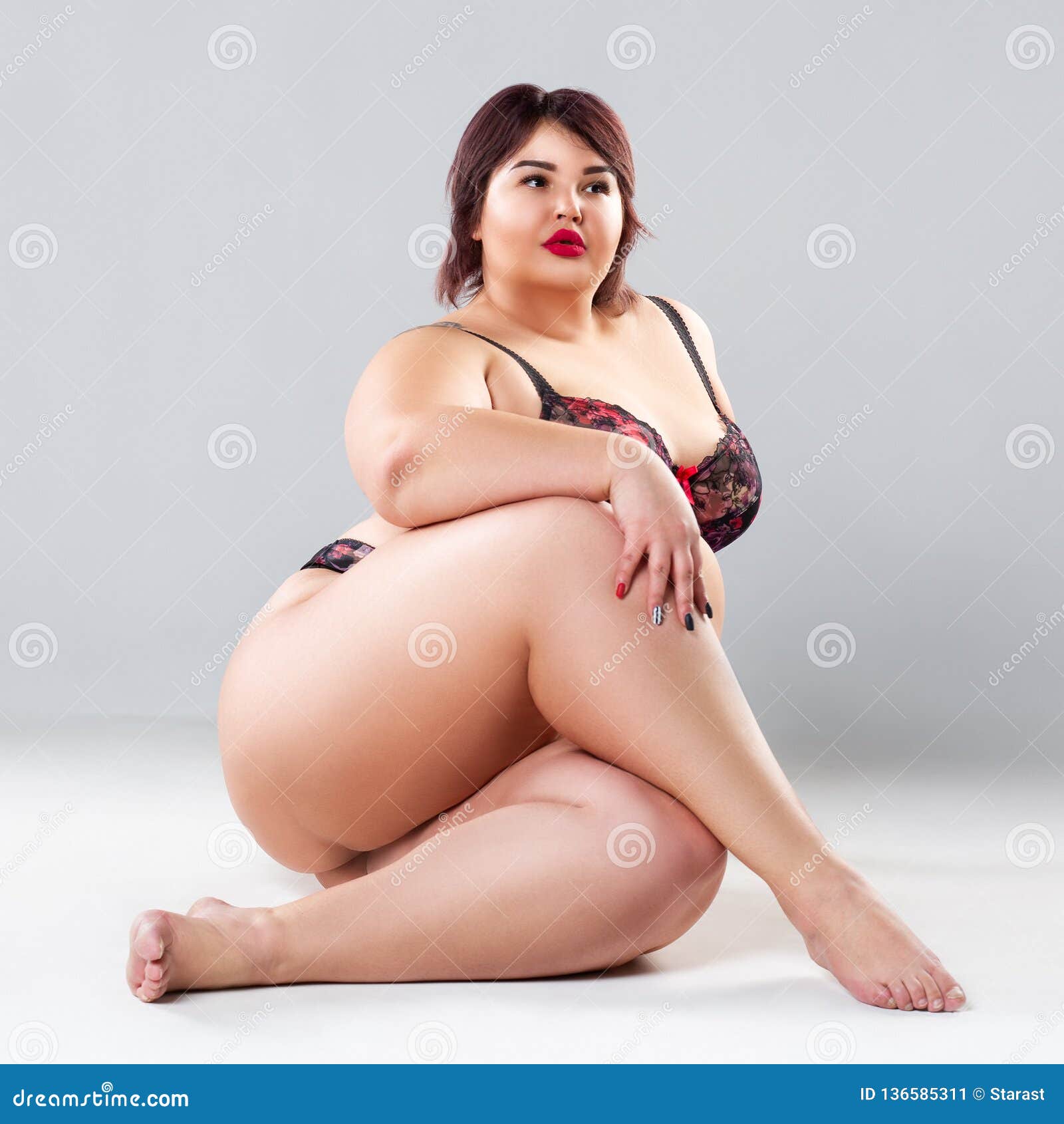 Lingerie Fatties