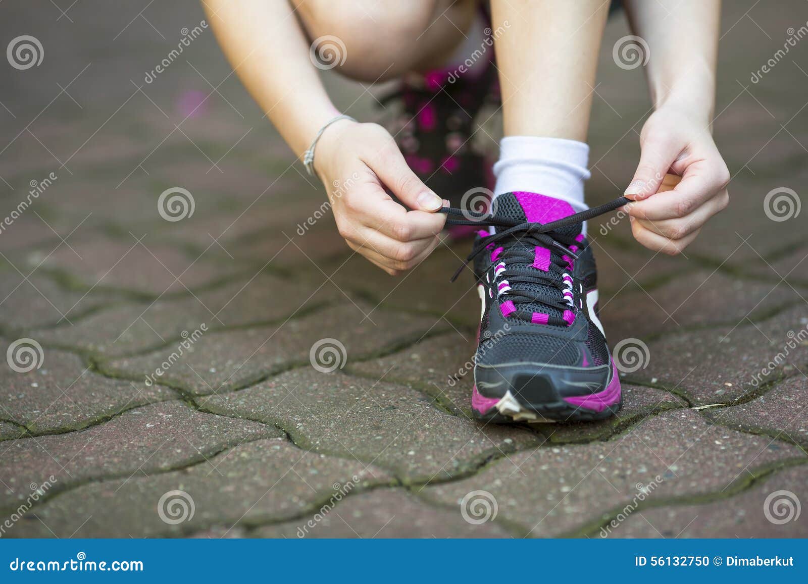 Атласная повязка на глаза. Связанные женщины. Включи как завязывают девушек. Включи как завязывают девушек. Включи как завязывают девушек.