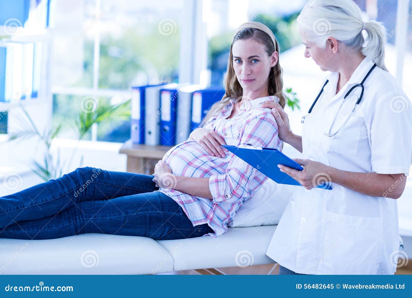Врачи говорили беременной. Токтор беремине женский доктор. Беседа беременной с врачом.
