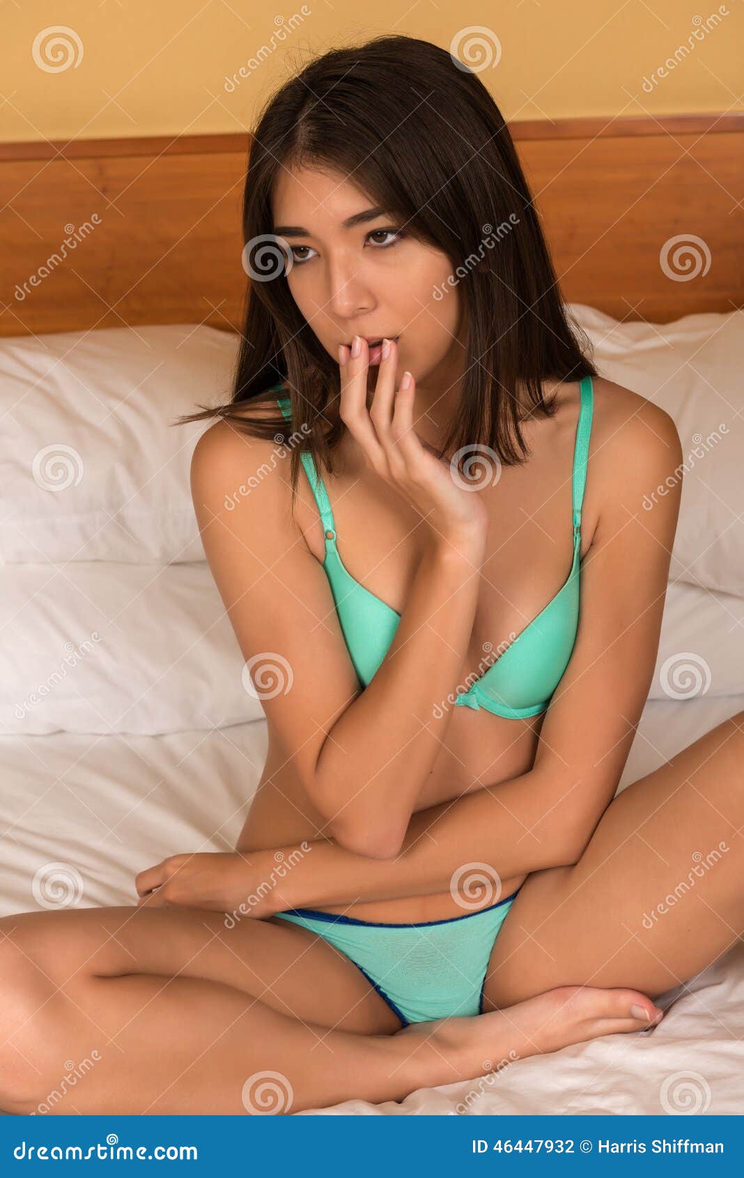 Seafoam Kitten Nsfw