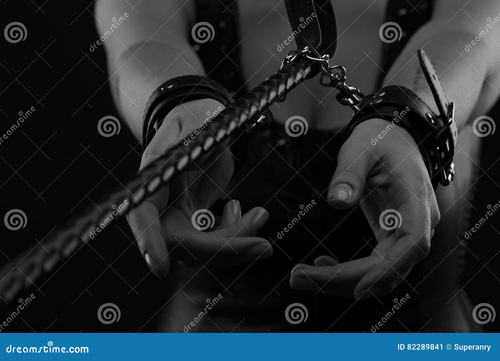 порно наручники на мужчинах фото 48