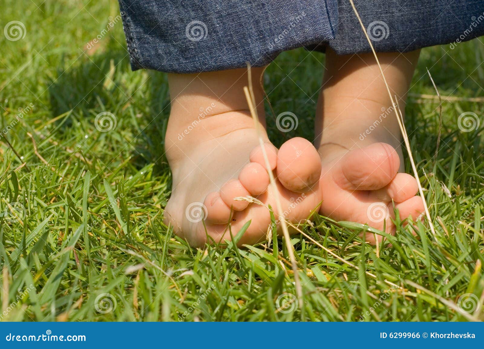 Teen Feet Gallery