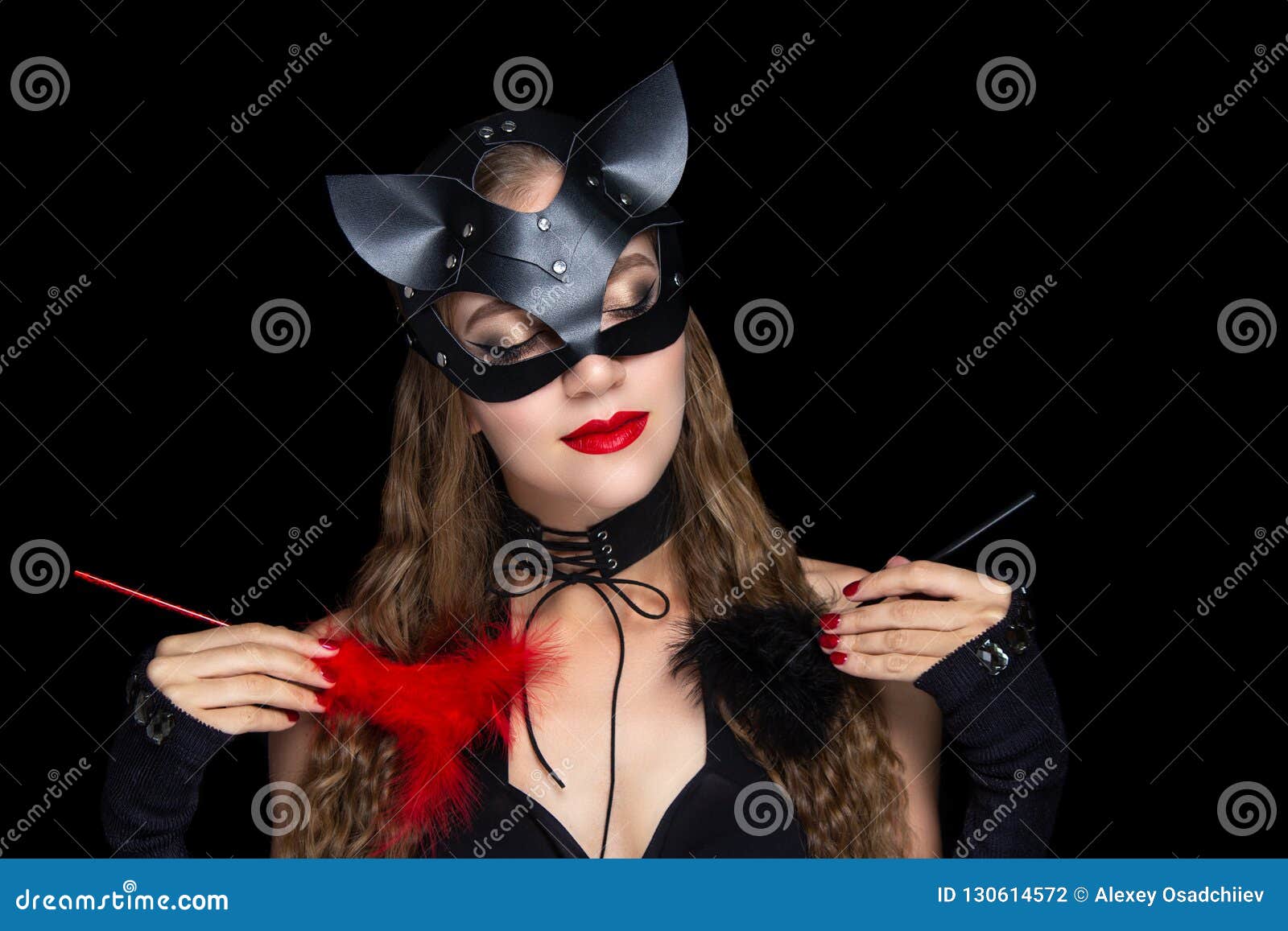 Kitty Plays Games Hot