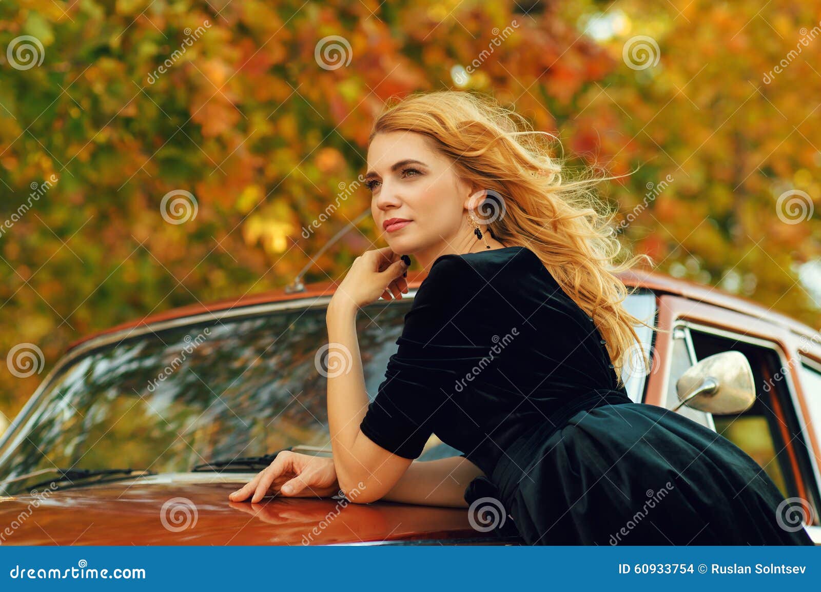 Фото С Машиной Девушки Осень