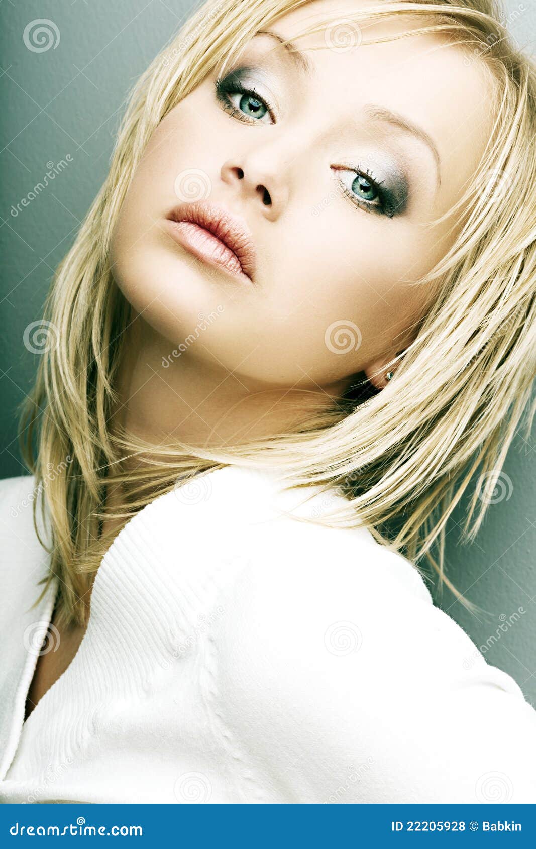 Skinny Blond