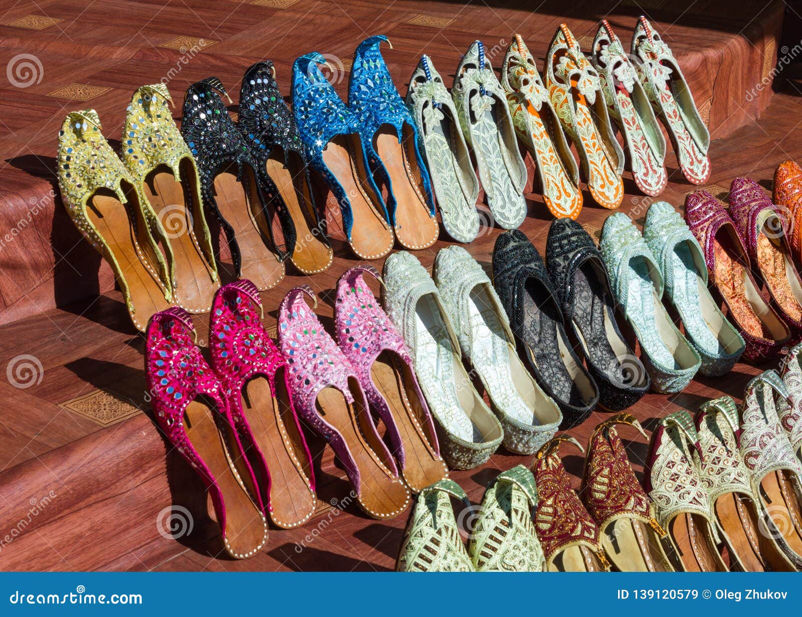 Где Купить Обувь В Дубае