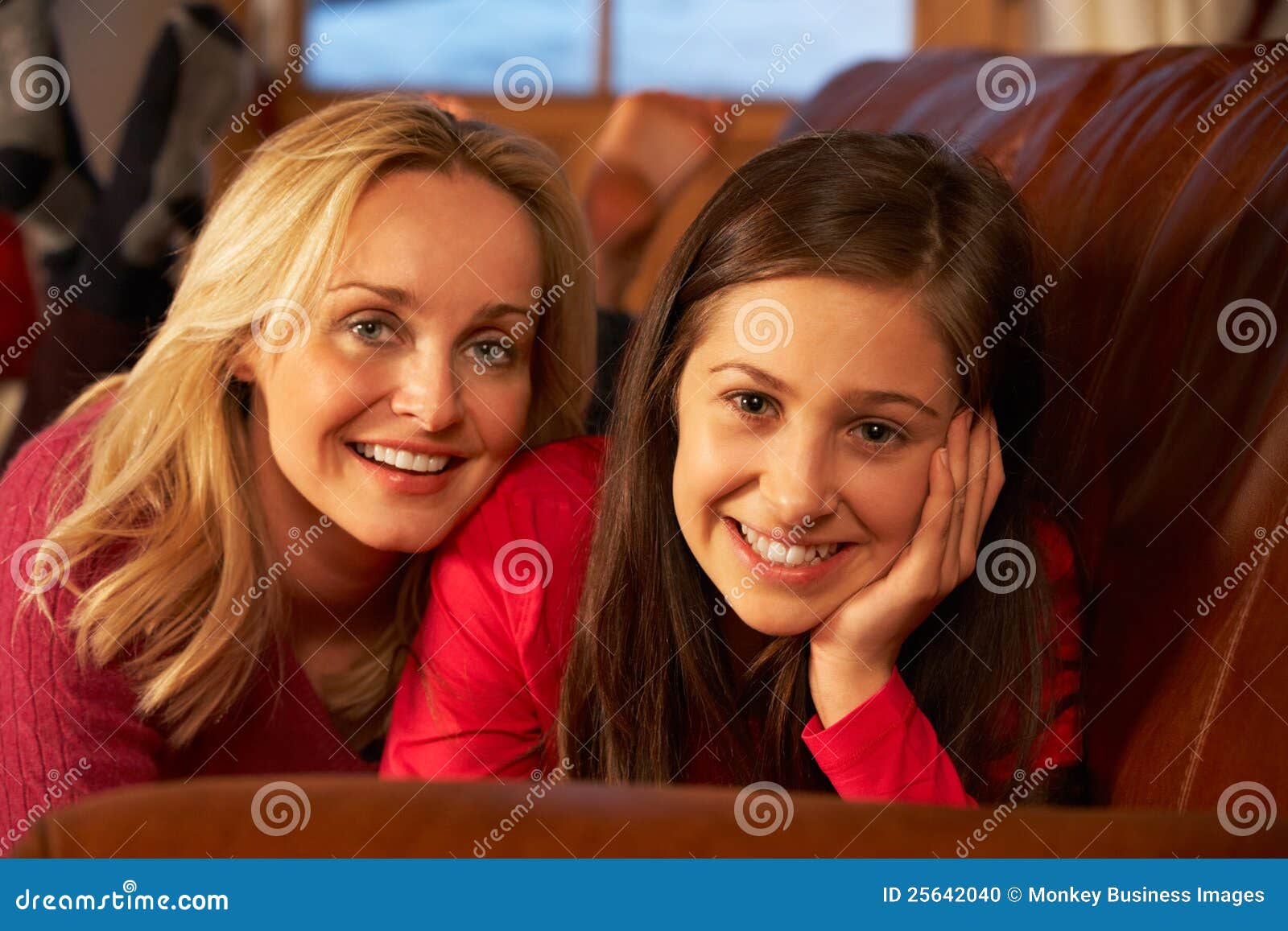 Momliketeen