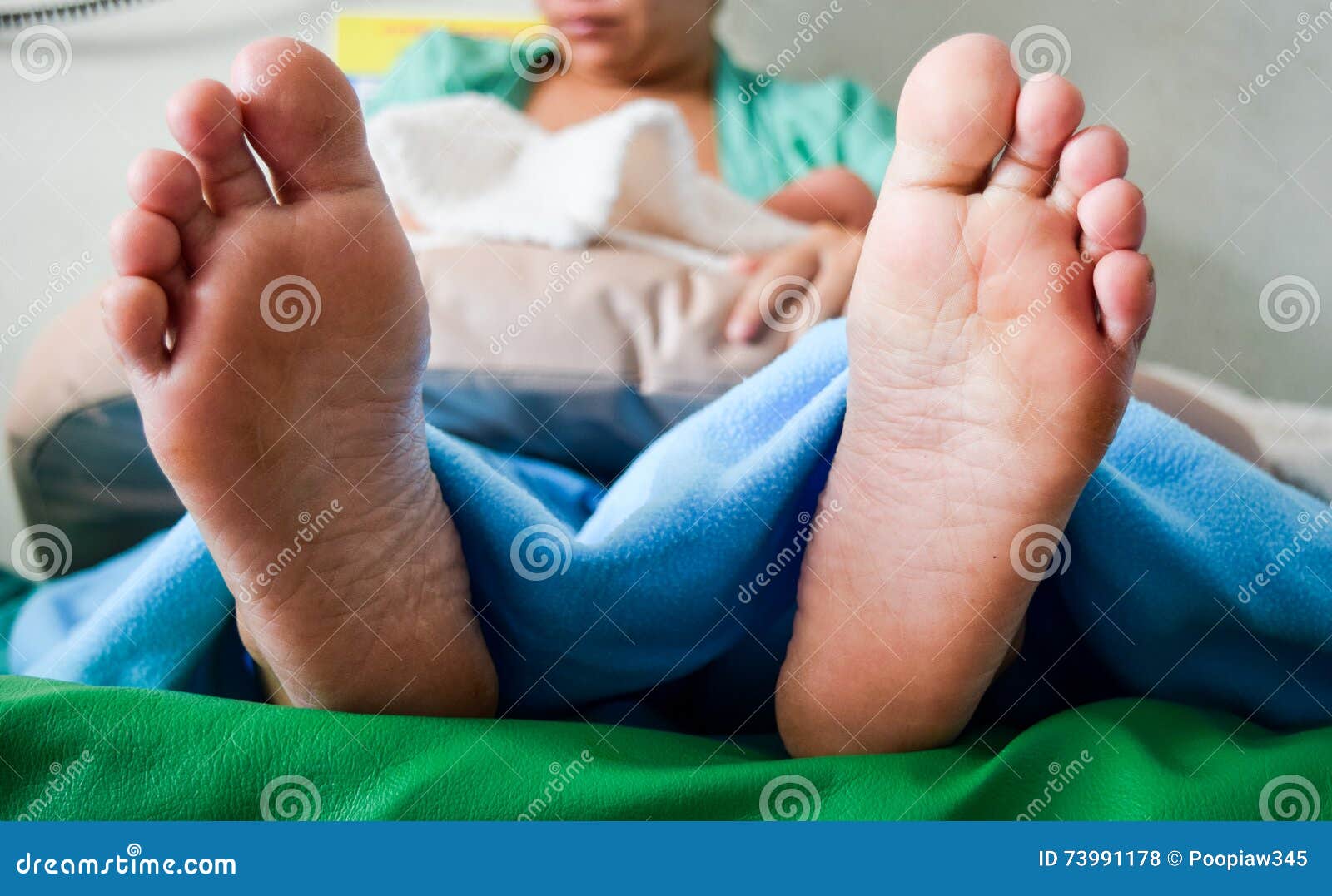 Hot Mom Feet