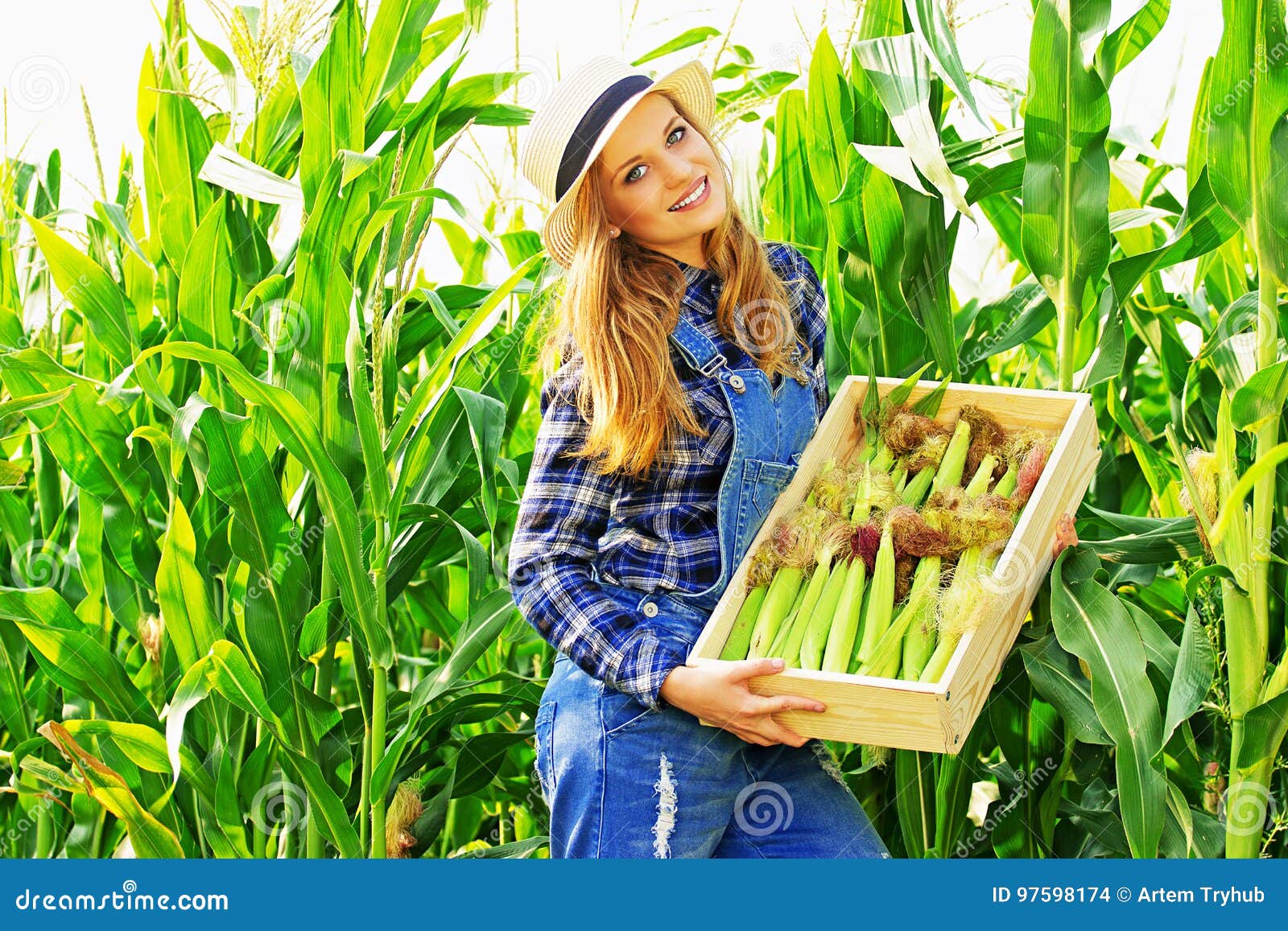 Who Is Farm Girl Jen